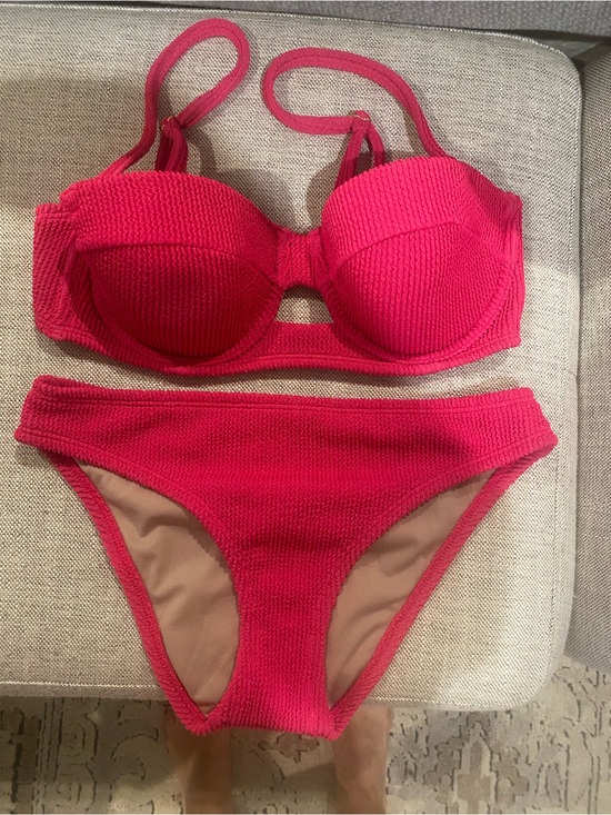 Shade & Shore Other - Shade & Shore Hot Pink Textured Bikini Set